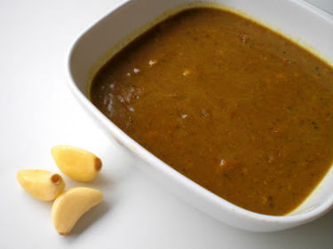 Garlic Kuzhambu