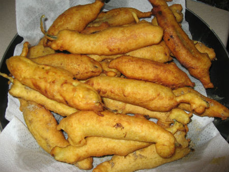 Hari Mirch ke Pakode Hari Mirch ke Pakode
