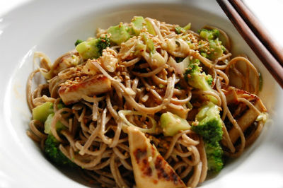 Noodles with Peanut Dressing