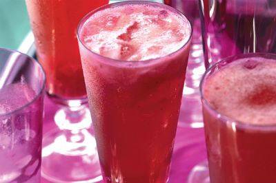 Strawberry Sparkling Wine Cocktail
