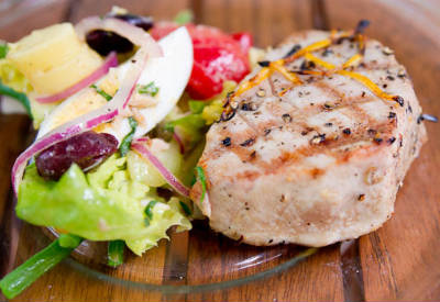Grilled Tuna with Lemon and Mint Marinade