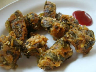Palak Pakoda / Spinach Fritters