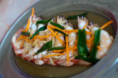 Steamed Prawn with Ginger