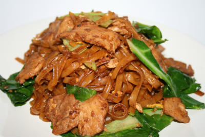 Thai Stir-Fried Noodles with Soy Sauce