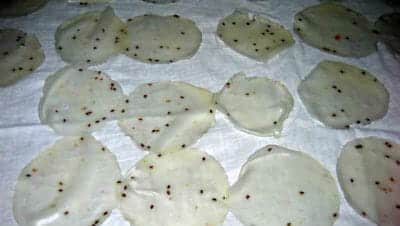 Puzhungal Arisi Elai Vadam