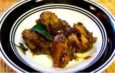 Naatu Kozhi Varuval (Country Chicken Fry)