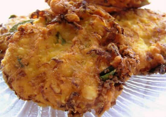 Cabbage and Carrot Vadai
