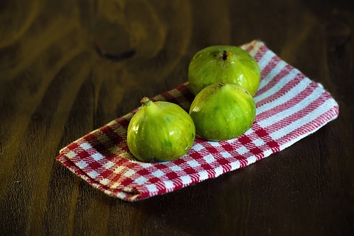 Athikai (Green Figs)