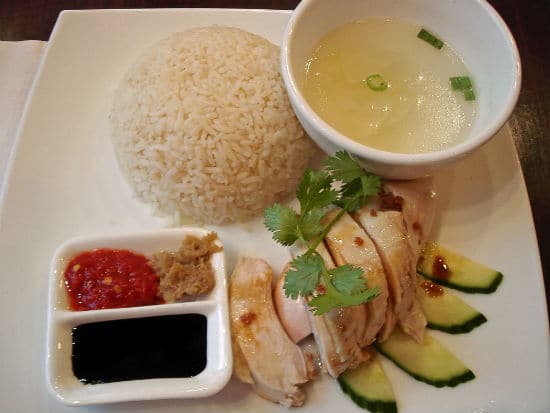 Hainanese Chicken Rice (Singapore Chicken Rice)