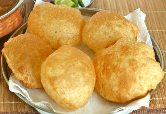 Pooris