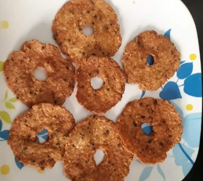 Milagu Vadai (Pepper Vadai)