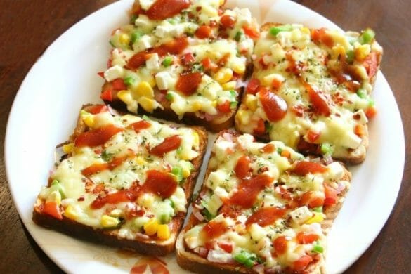 Bread Pizza