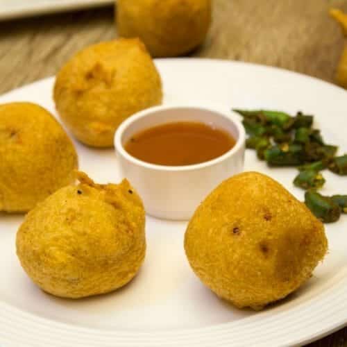 Batata Vada / Aloo Bonda