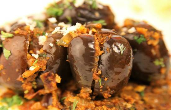 Bharli Wangi (Maharashtrian Stuffed Brinjals)