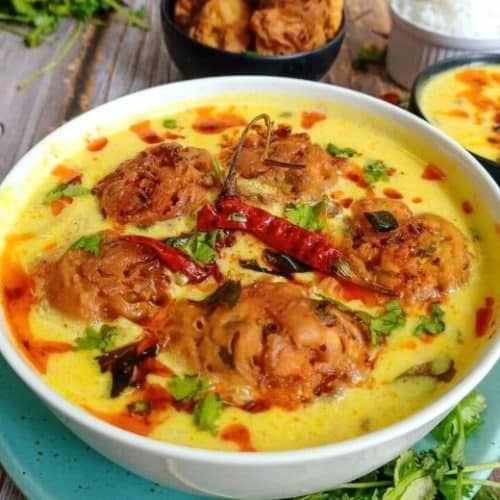 Pakoda Curry