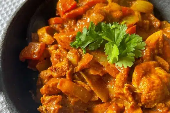 Chicken and Pasta Balti