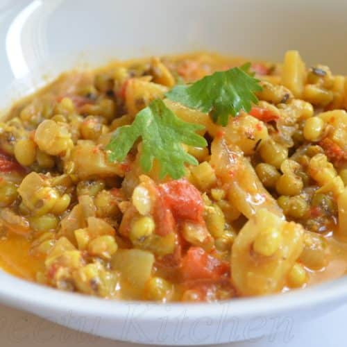 Mung Beans with Potatoes 19 Mung Beans with Potatoes