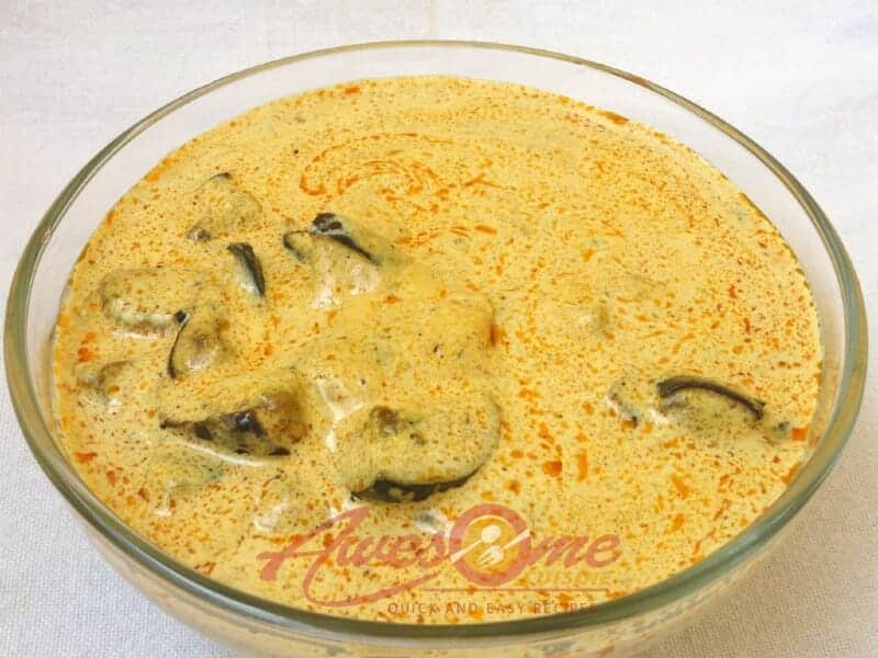 Dahi Baingan (Brinjal in Curds Gravy)