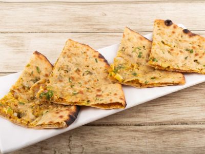 Lazeez Paneer Paratha