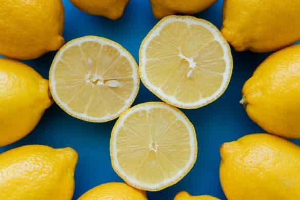A Comprehensive Guide To The Benefits Of Lemons and How To Incorporate Them Into Your Daily Diet