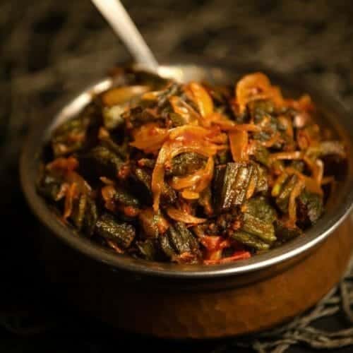 Bhindi Pyaz / Okra with Onion / Bhindi Do Pyaza