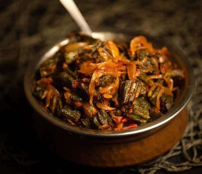 Bhindi Pyaz / Okra with Onion / Bhindi Do Pyaza