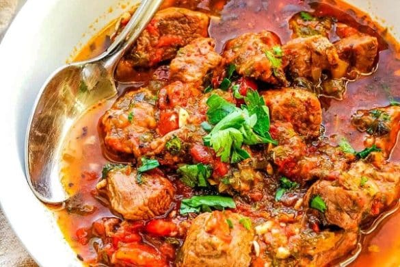 Baoli Handi (Boneless Lamb in Tomato Puree)