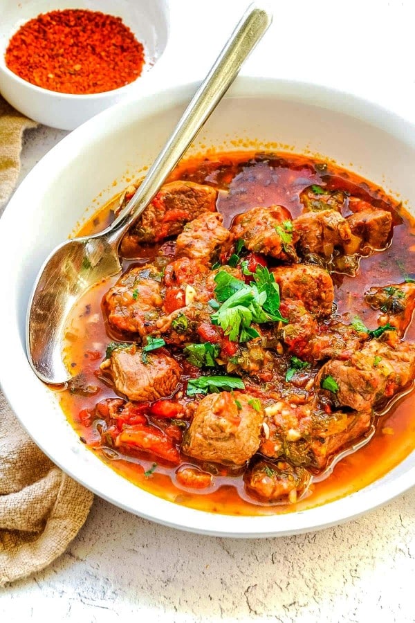Baoli Handi Boneless Lamb in Tomato Puree 