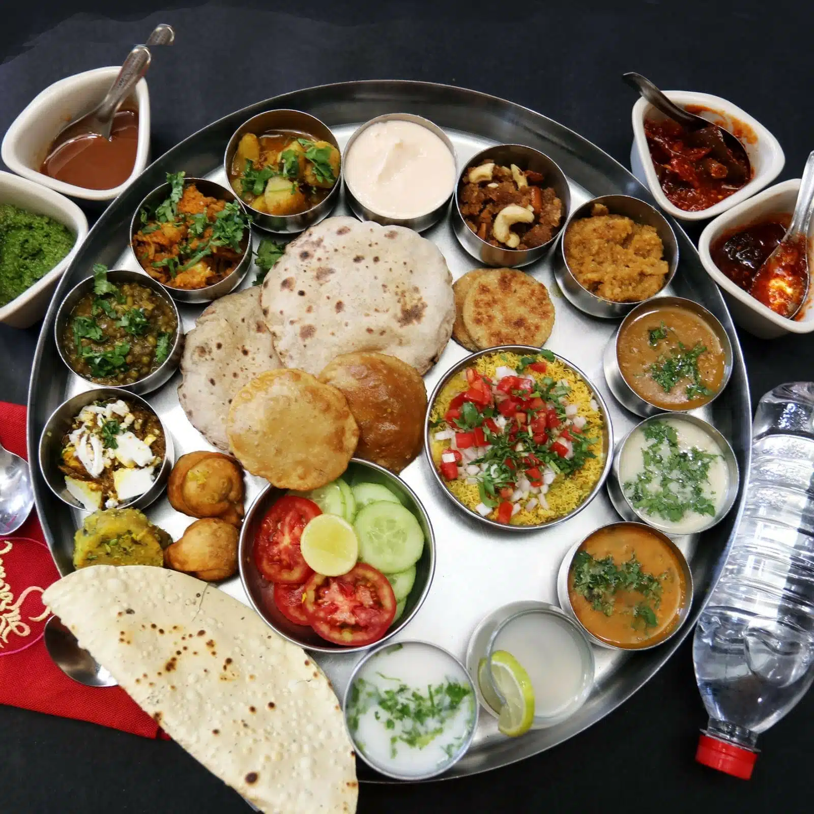 Maharashtrian Chicken Thali maharashtrian-chicken-thali
