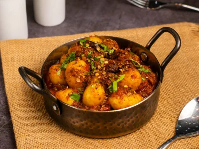 Pyaz Aloo