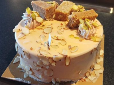 Vanilla and Almond Cake