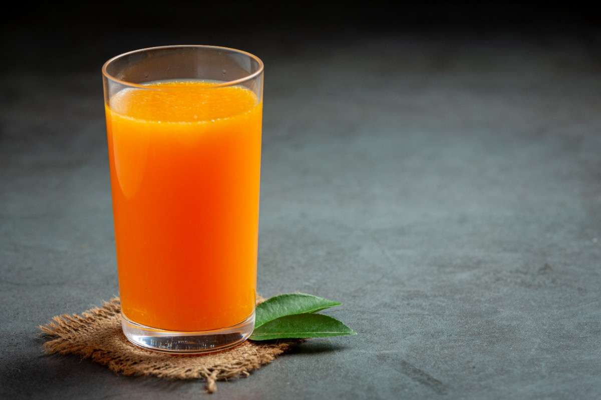How Can Juice and Smoothies Improve Your Health? 12 Carrot Orange Juice