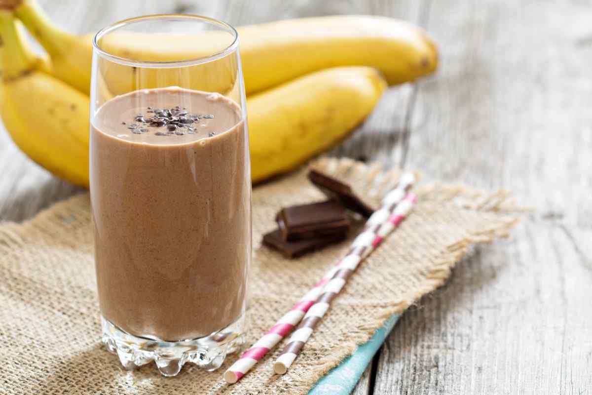 How Can Juice and Smoothies Improve Your Health? 7 Chocolate Banana Smoothie