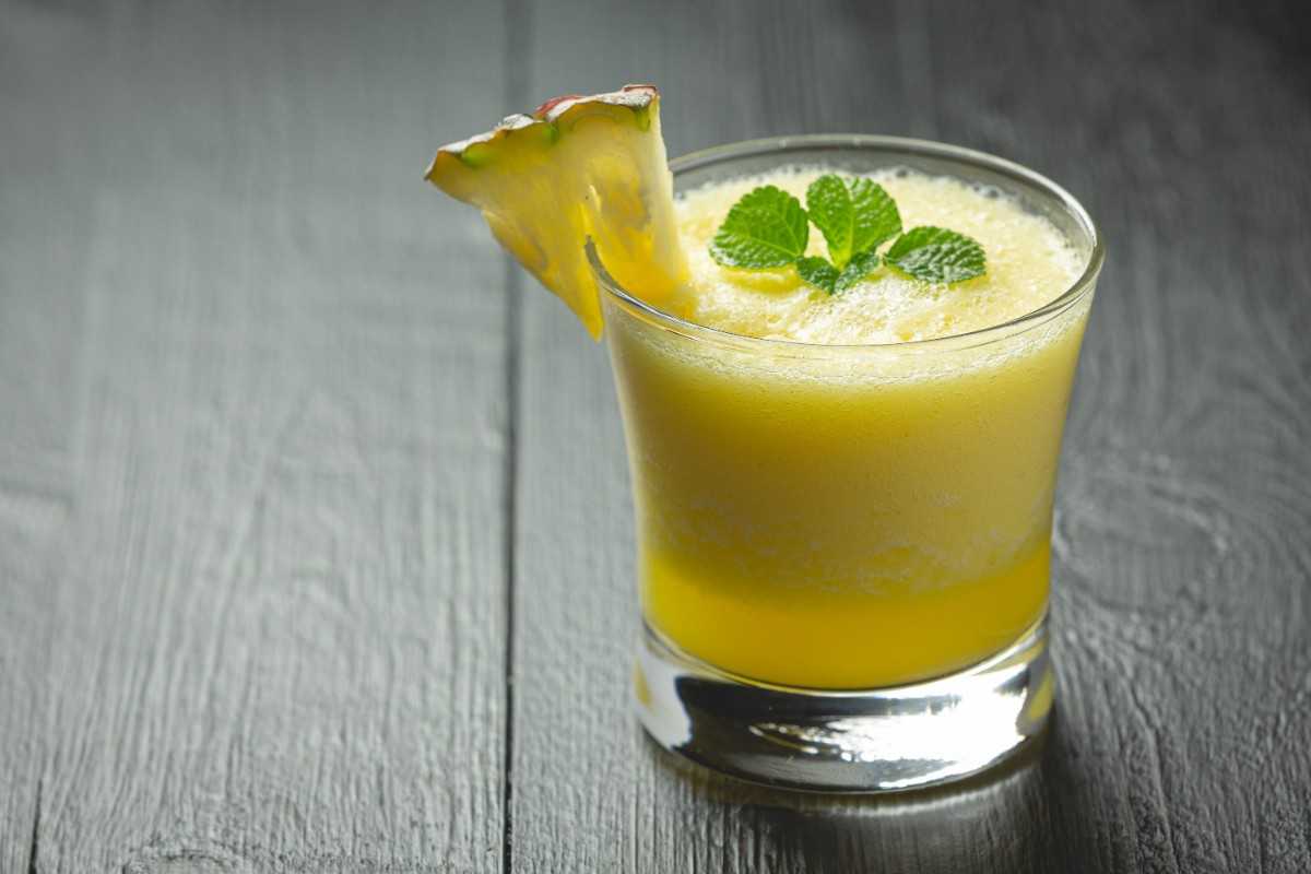 How Can Juice and Smoothies Improve Your Health? 15 Pineapple Cucumber Juice
