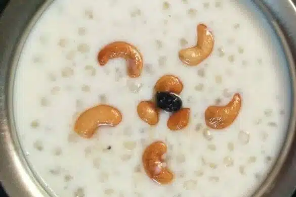 Javvarisi Payasam (Sago Kheer / Sabudana Kheer)