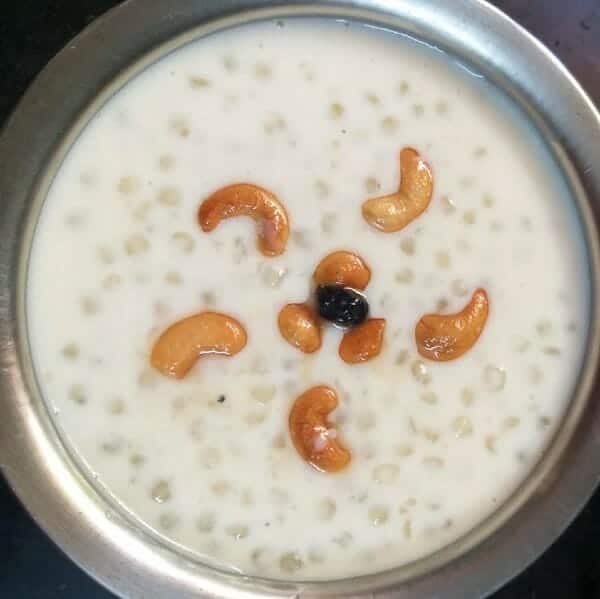 Javvarisi Payasam (Sago Kheer / Sabundana Kheer)