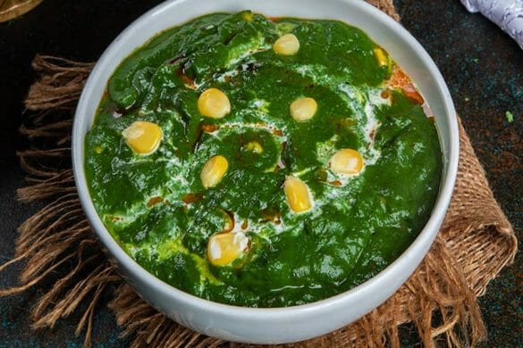 Palak Makai Malai (Spinach Corn Curry)