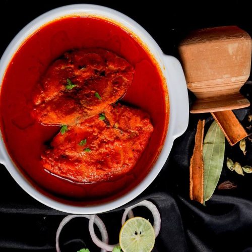 Fish in Tomato Gravy and Green Mango