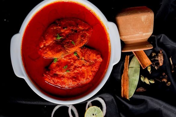 Fish in Tomato Gravy and Green Mango