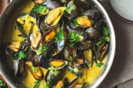 Mussel Curry with Coconut