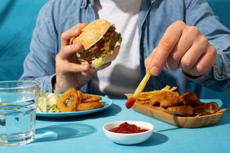 What Food to Avoid in Monsoon to Boost Immunity?