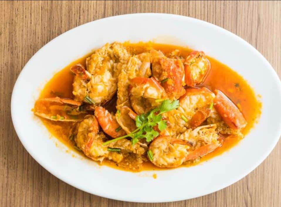 Seafood Benefits: What to Eat and Easy Ways to Cook It? 7 Prawn curry