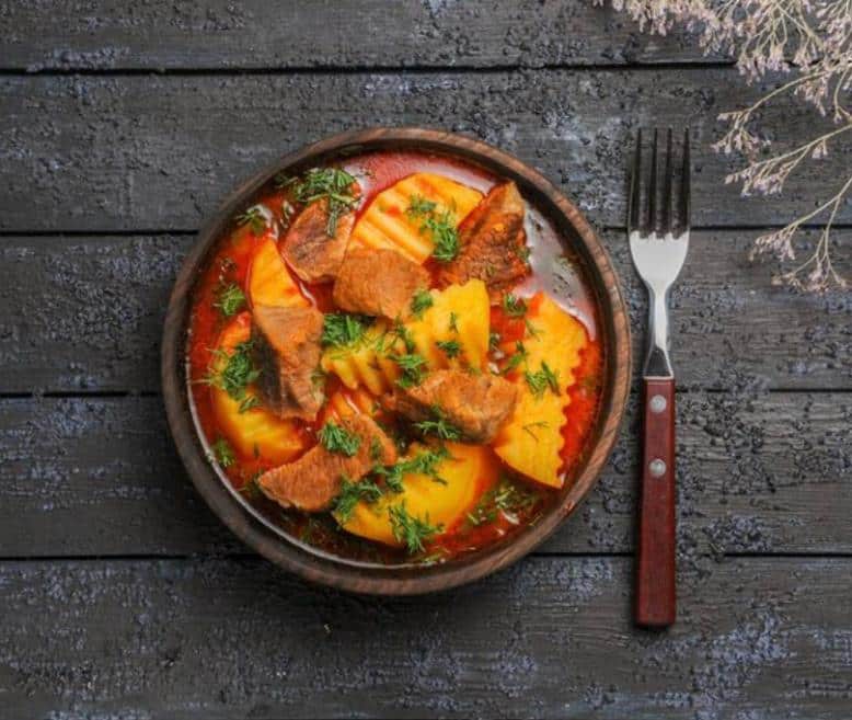 Seafood Benefits: What to Eat and Easy Ways to Cook It? 12 Salmon curry