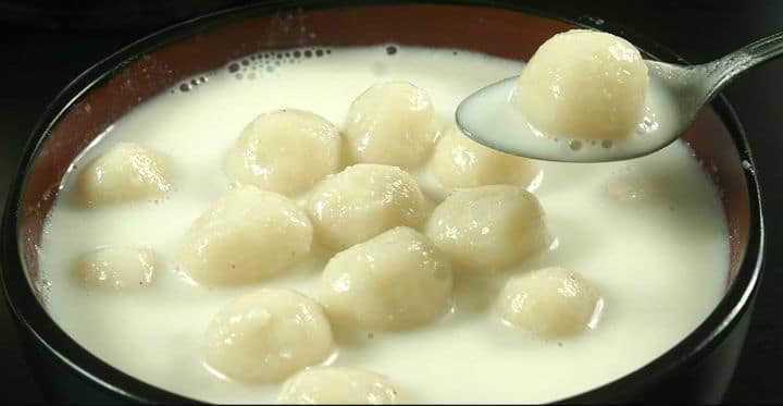 Paal Kozhukattai (Milk Kozhukattai)