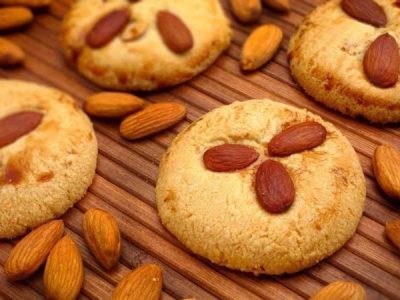 Almond Cookies