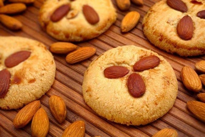 Almond Cookies