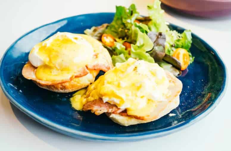 What Are the 15 Brunch Dishes to Try This Weekend? 1 Eggs benedict
