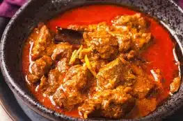 Lamb in Spicy Red Gravy
