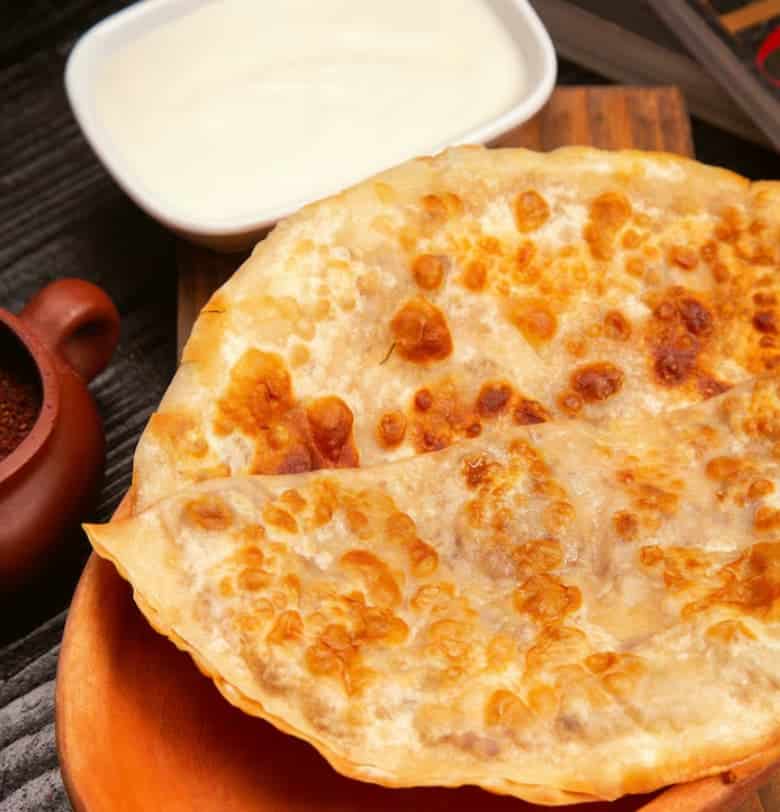 What Are the 15 Brunch Dishes to Try This Weekend? 7 Paratha with curd