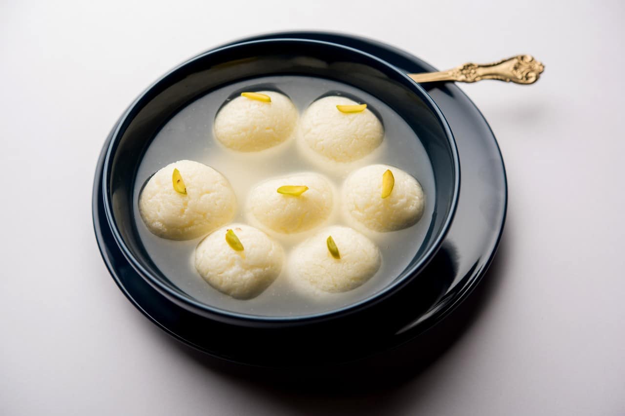 What Are the 20 Best Indian Sweets of All Time? 1 Rasgulla